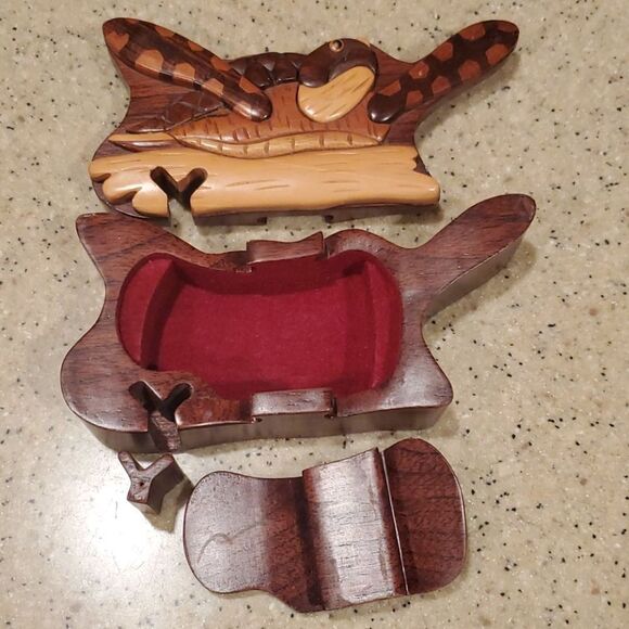 Turtle Wooden Trinket Box - Picture 5 of 6